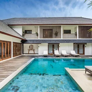 villa-vie.ubudhotelsnow.com/