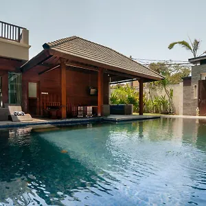 villa-mewah.hotelsseminyak.net/